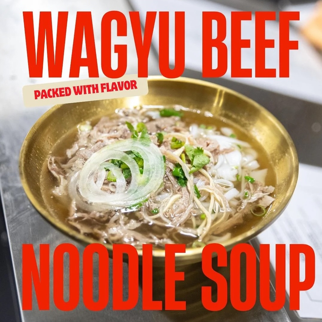 Our delicious homemade Vietnamese pho broth has been seasoned to perfection and made from scratch for over 8+ hours of brewing.
Every bowl of silky noodle is weighed to ensure generous and consistent portion of satisfaction.
We only focus on quality ingredients, including thinly sliced wagyu beef in every bowl. Image displayed is our cooked beef brisket noodle soup.
📍Market City Shopping Centre
Level 3 - Dining Precinct Shop
9-13 Hay Street. Haymarket. Sydney
📍 Lemon Grove Shopping Centre
427-441 Victoria Ave, Chatswood
#sydney #sydneyrestaurant #marketcity #sydneeyats #sydneycbd #vietnamesecuisine #sydneyfoodies #vietnameserestaurant #sydneypho #sydneyfood