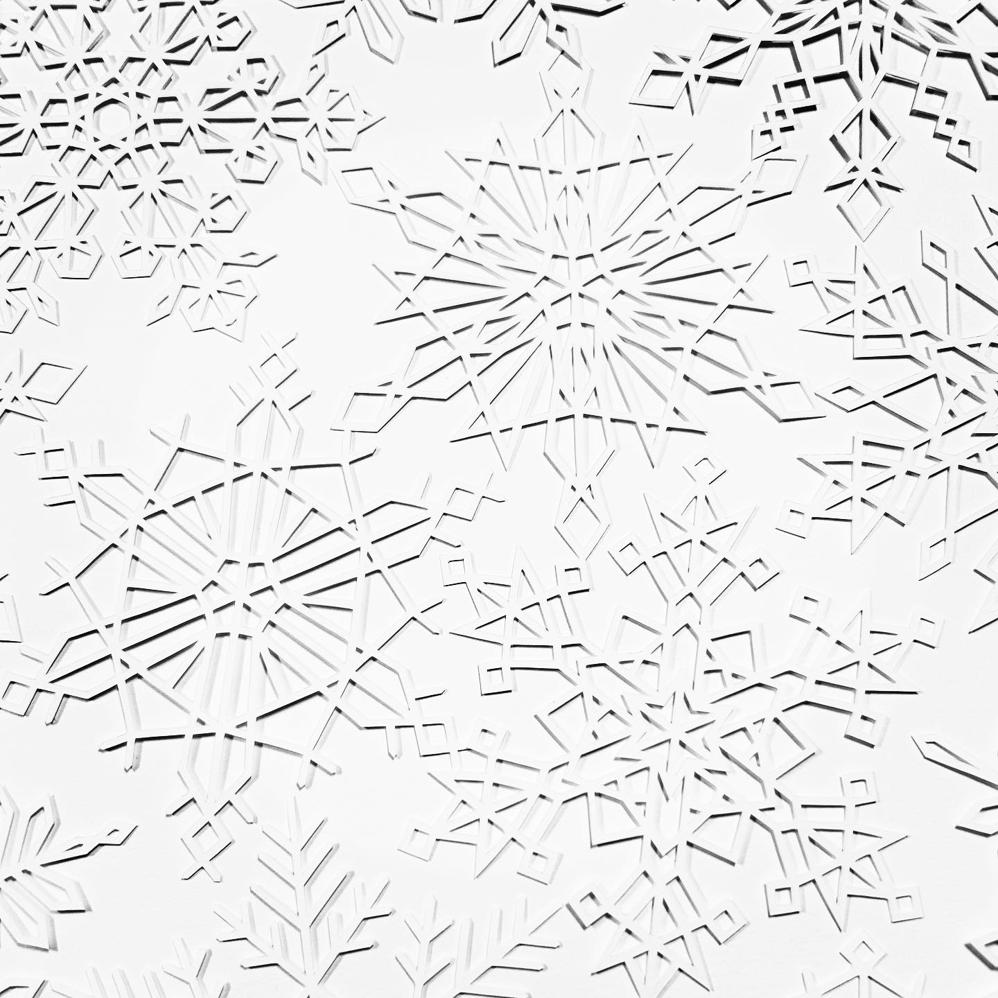 Slowly working behind the scenes on my next big product idea. My desk is covered in paper bits and one-of-a-kind snowflakes. ❄️ Can’t wait for the holiday season!
#papersnowflakes #paperartist #handcutpaper #canadianartist #paperornaments #durhamregionhandmade
