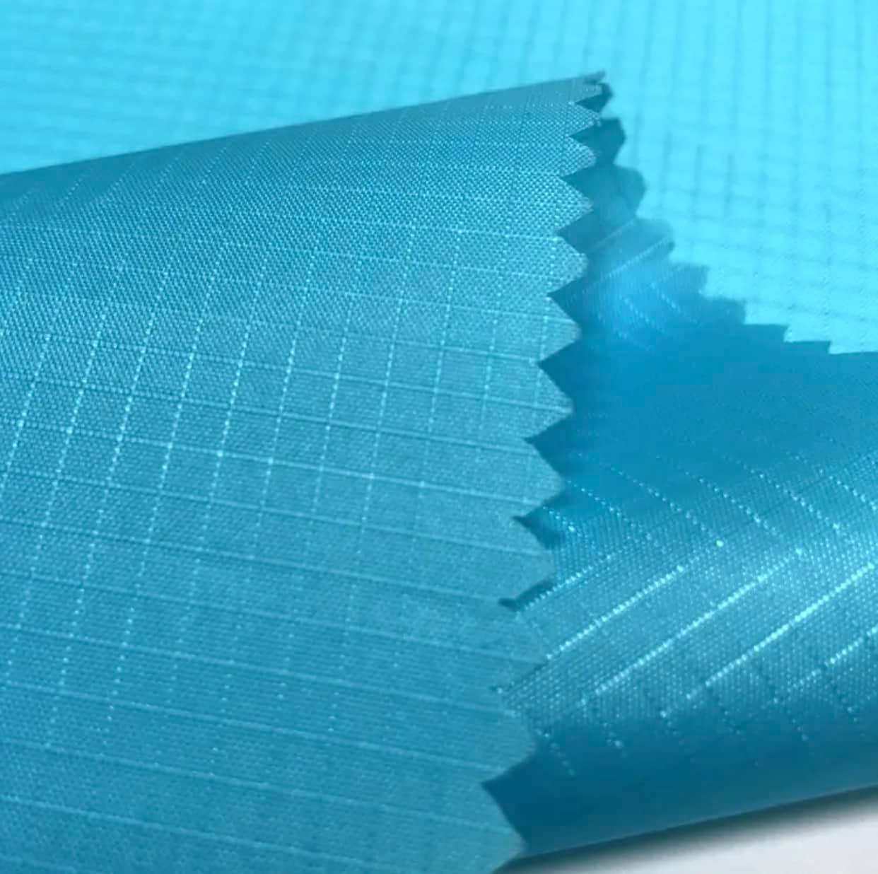 New color in the house Cyan.
Only four are available.