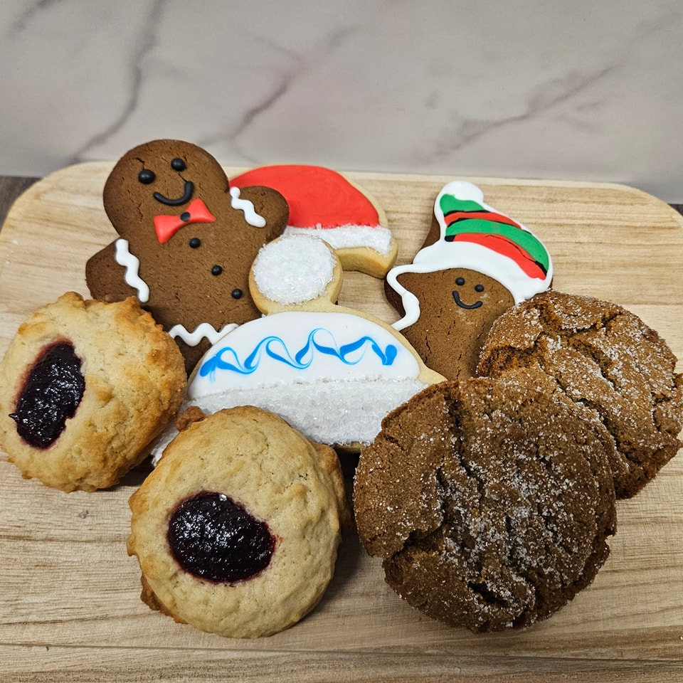 ❄️Holiday Hours❄️
Tues 12/24 - 7:30-3
Fri 12/27 - Closed
Sat 12/28 - Closed
We will be open this Tuesday for Christmas order pick up but we will also have extra cookies, some whole desserts and other treats in the cases for any last minute needs!
After Tuesday, we will be closed the rest of the week for a little R&R after the holiday season. We'll resume regular business hours the weekend of January 4th-5th.
We wish you all a very Happy Holidays and wonderful New Year! Thank you for your continued support. See you on Tuesday!