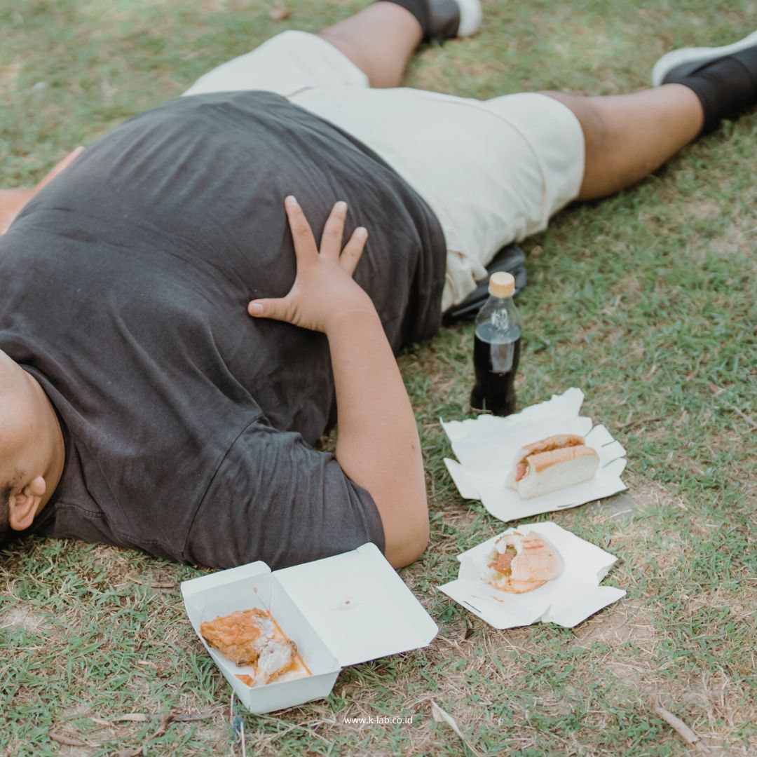 🍔❤️ Pecinta gorengan, burger, ayam krispi, atau makanan tinggi lemak lainnya? Yuk, jangan cuma mikirin rasa tapi pikirin juga kesehatan jantung kamu! 🩺
Hanya Rp449.000 kamu bisa cek kondisi jantung & kolesterolmu sebelum terlambat ✨
📍Booking sekarang melalui whatsapp 081381367915 dan sayangi jantungmu seperti kamu menyayangi cheesy burger dan gorengan 😘
#BeraniSehat #Jantung #Kolesterol