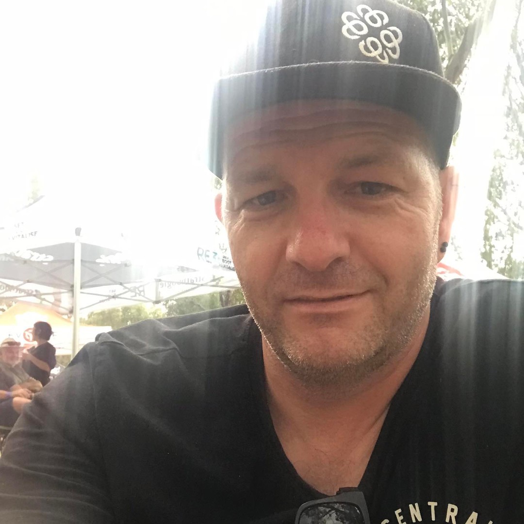 Beers, pizza, wifey and Grim.
#goodtimes