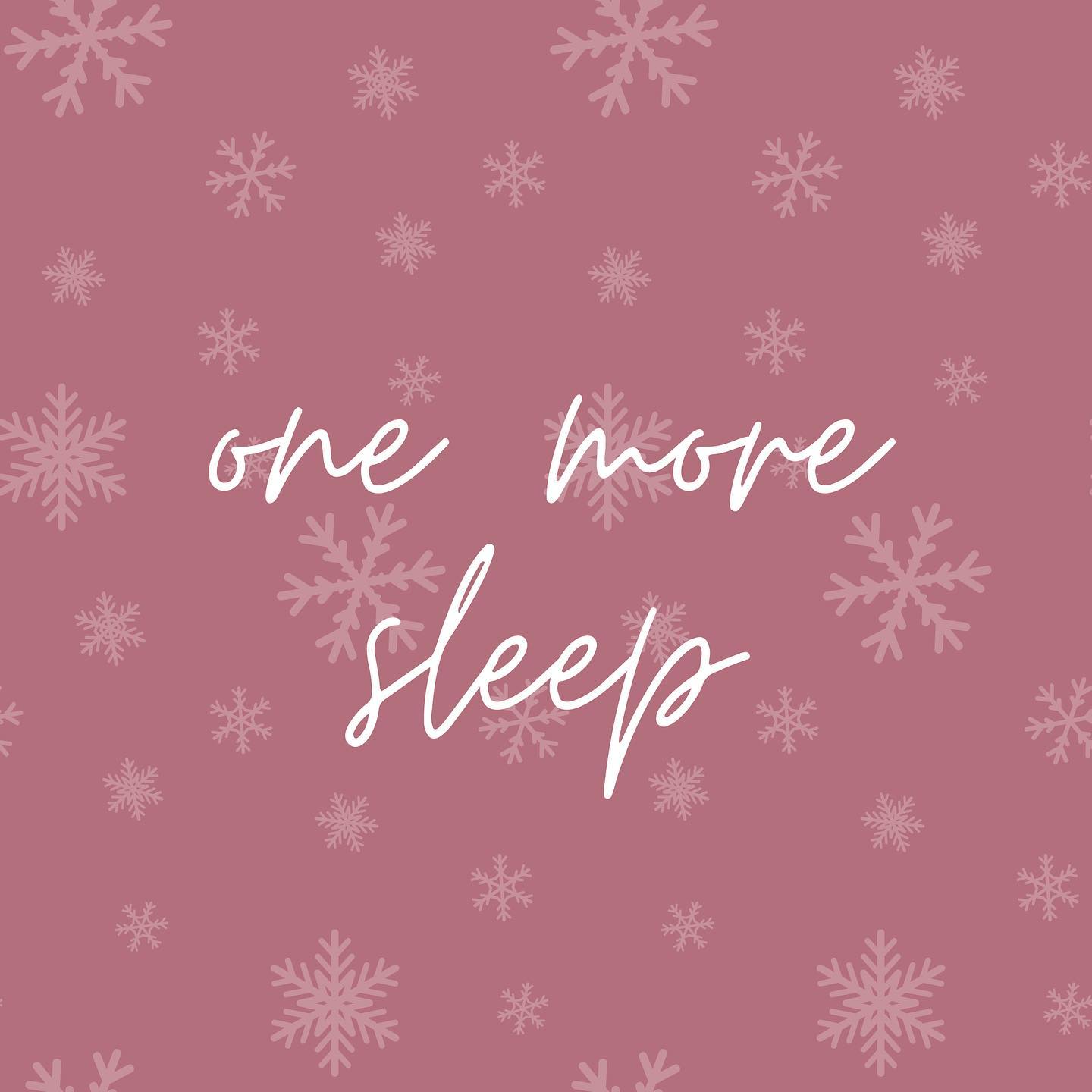 Ahhh! The @modern.makers.market.ptbo Holiday Market is tomorrow! All the prep and planning have lead to this weekend and I am so excited to share it all with you ❄️ Find me at booth 79 (from the entrance take an immediate right and I’ll be on the left side)
#handmadeontario #handmadecanada #madeincanada #shophandmade