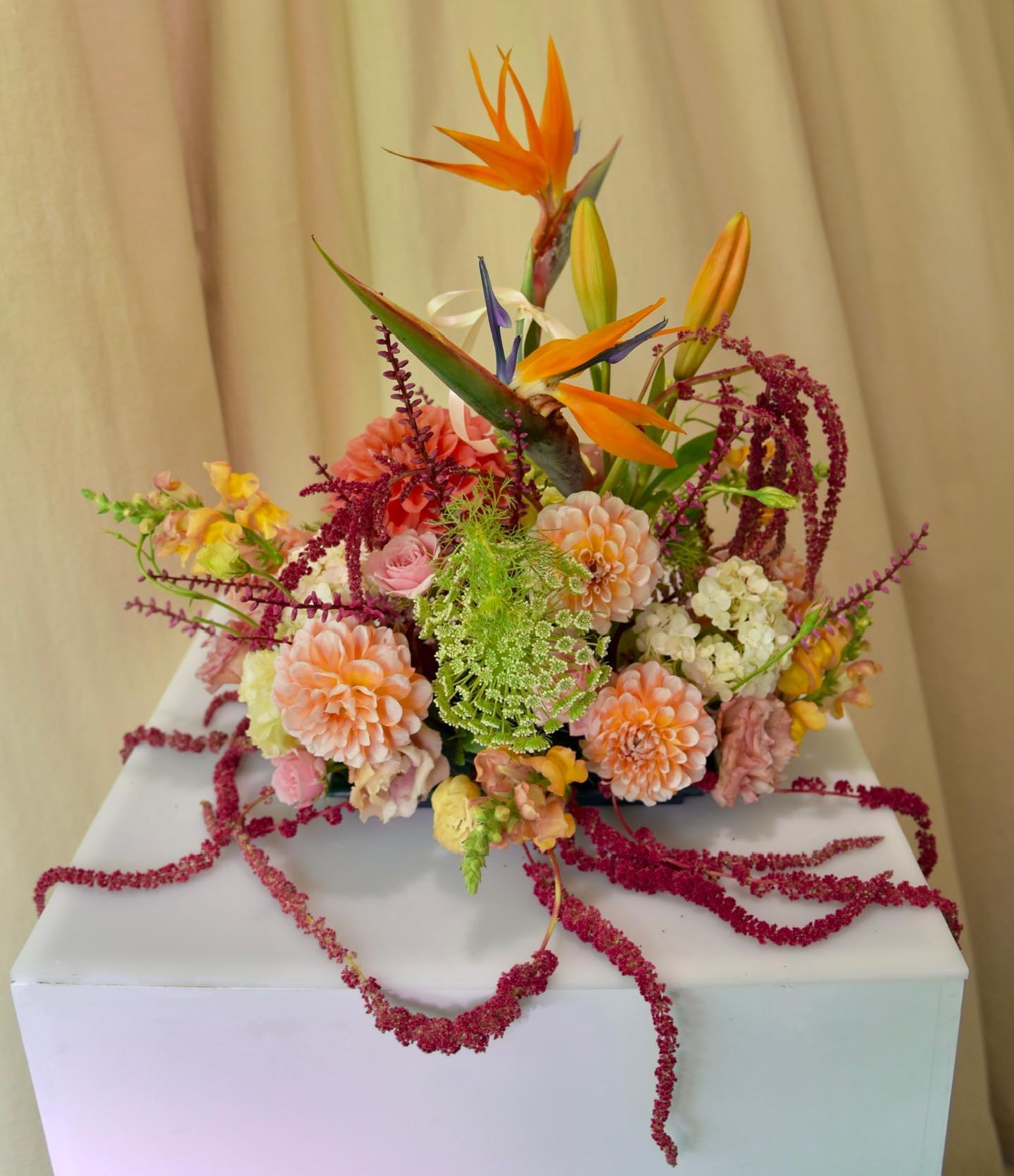 A glimpse into our unique quoting process for custom event florals. Our quote package includes a personalised colour palette, inspiration images and seasonal flower list along with an itemised quote.
Tropical inspired 21st florals @southside_restaurant for the beautiful Tessa 🌞