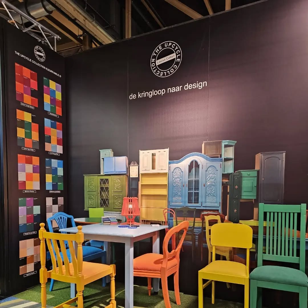 Dag 2 op stand V43 bij @opnieuwbv en we hebben al heel veel mooie reacties gekregen....! Komt dat zien 🎉
#theupcyclecollection #opnieuw #circulaireprojectinrichting #circulair #design #bylouisecohen