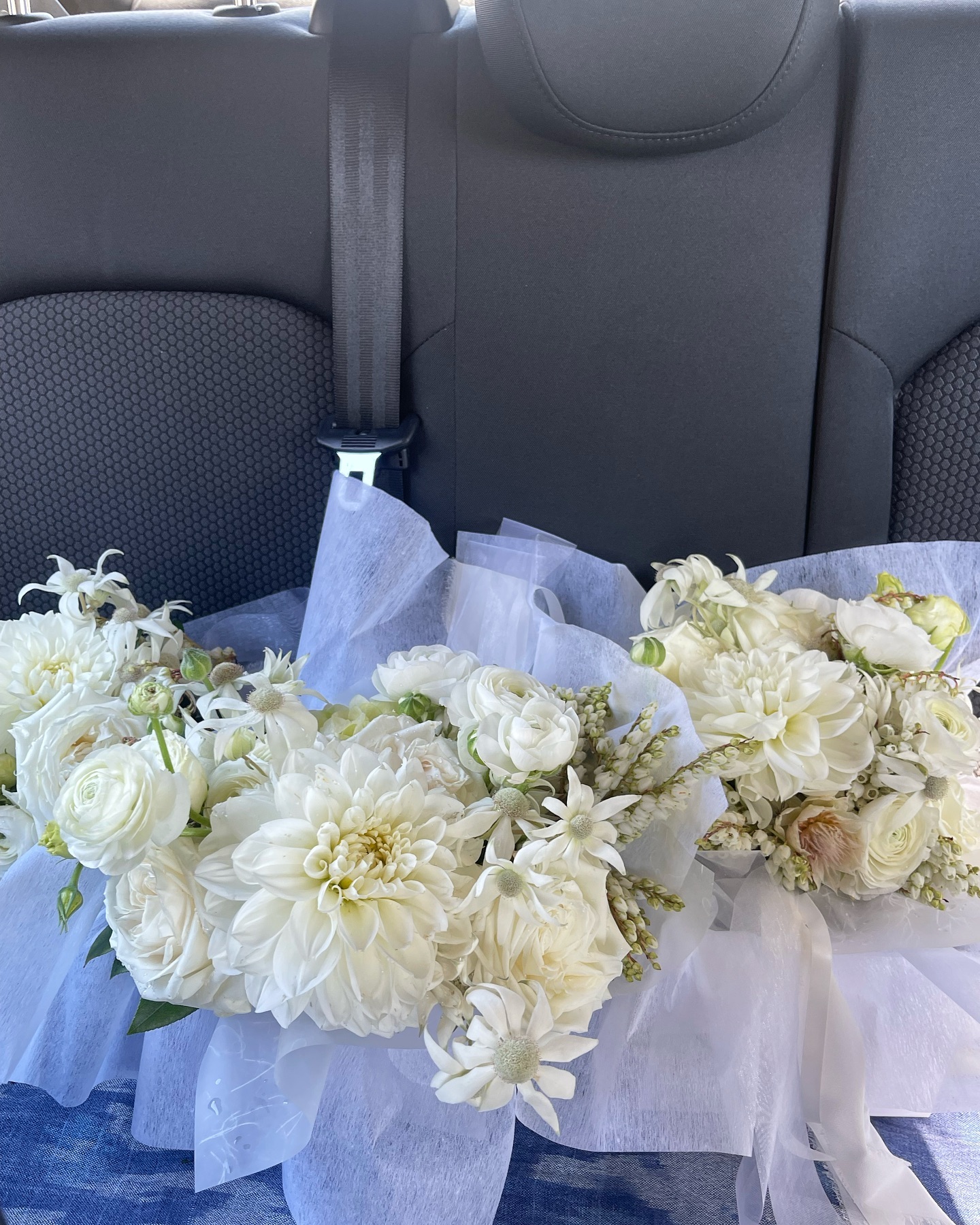 Dreamy spring bouquets for Eloise & her girls ☁️🕊️