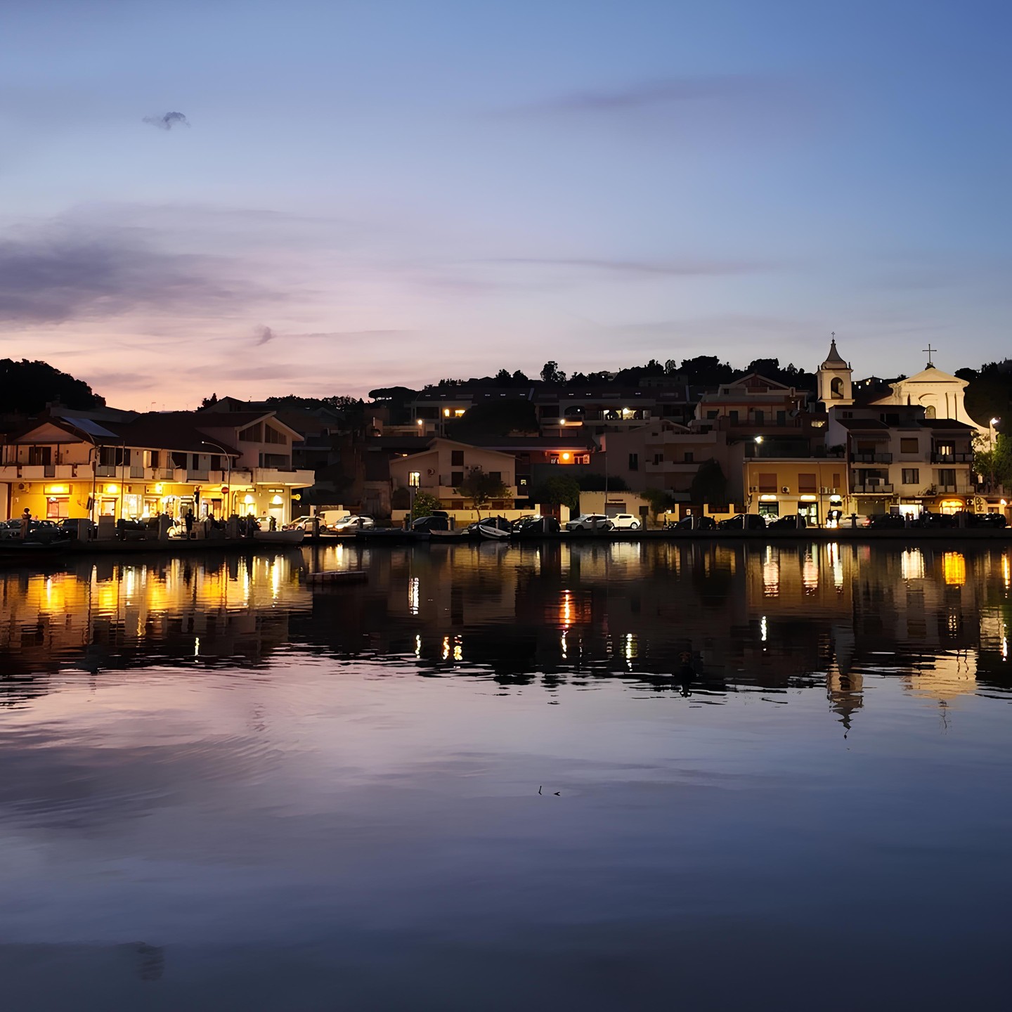 As the sun sets over Ganzirri, the tranquil lake reflects the village lights, creating a magical atmosphere
.
.
.
#Ganzirri #LakeGanzirri #GanzirriLake #CapoPeloro #VisitCapoPeloro #Messina #VisitMessina #Sicily #VisitSicily #SicilianVillage #TravelSicily #ExploreSicily #MediterraneanVibes