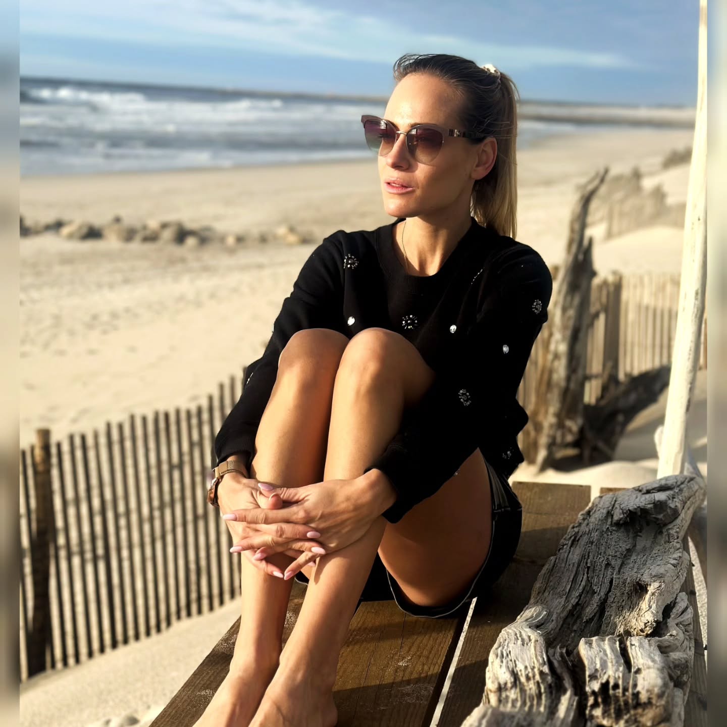 Happy kiddo on the beach!! 😍🌞🌴🇵🇹🌅🌊
that's all it takes to be happy 🥰😋😊
#beach #Porturyści🇵🇹 #porto #portugal #girl #turist #trip #familytime #shorttrip #me #sun #fun #ocean #omg #sand #iloveit #happiness #grateful #traveler #ilovetravel #addicted #positivevibes #good #surf #waves #catch #smile #moments #phototime