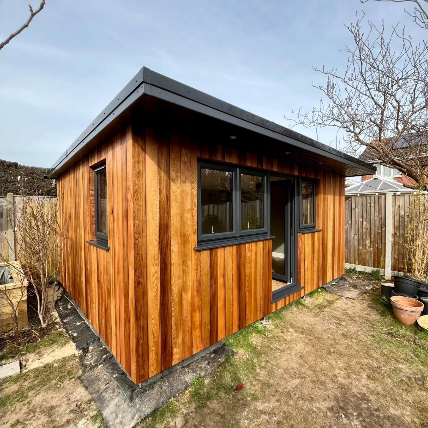 Another lovely Cedar Garden Room completed this week!
At 4.6m x 3.5m, this one will be a music and design studio 🎶🎸🎨
#readgardenrooms #GardenRoom #gardeninspo #gardenbuilding #norfolk #Suffolk