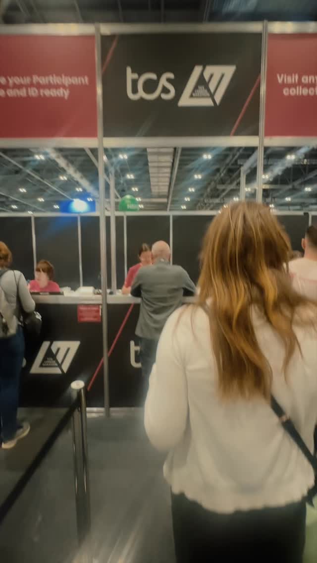 26miles done 💪🏾
One of the most painful and memorable days of my life.
Two days after the event I’m still in quite achy a from the waist down, but mentally I’m still high off the energy from the event. I wish everyone could feel that sense of achievement and human connection. Strangers cheering and sending love & encouragement to other strangers. People giving other people fruit and water for free with nothing but smiles, well wishes and encouragement wanted nothing in return but for you to reach your destination. You just don’t experience human beings behaving like that everyday. The music, the crowds, and for me personally I love and feel connected to my city. London has been kind to me. And I knew the route so well. It’s much easier via car! 😆.
Every part of the race was so familiar to me and part of my upbringing & adulthood.
I’m not sure if the 2nd time around would be quite as magical. The day was so perfect. I didn’t really prep for the race as thoroughly as I would have wanted. Didn’t get a place until Feb 25 and was injured throughout Mar 25. But thanks to wonderful friends and family who’d completed the race previously, I had all the inside info on what to expect and plan for.
How to avoid the wall, shin splints, black toenails, & dehydration. Thankfully I was able to avoid all the above. Some wonderful things happened during the race that told me the universe listens when you ask it to. You just need to have your eyes open.
But what an amazing experience 😌. Although I’ve always known this to be true, completing difficult tasks really does help to put all things into perspective. If you want something in life you really have to just go for it. You might just get it, & if you don’t, you’ll have had fun pursuing your goals with new found wisdom to learn from & leverage for future gains.
Everyone should run a Marathon.