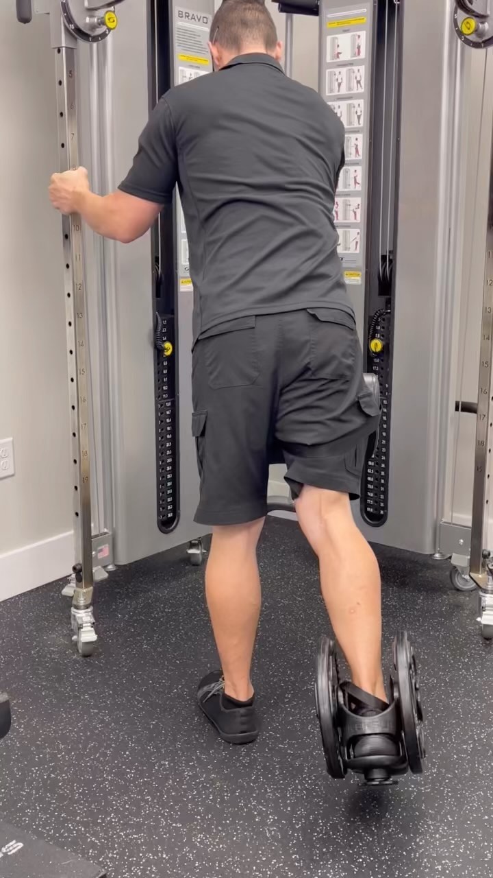 Because I like gym toys I purchased @kensui.jp ANKR leg device. While I typically use ankle weights, they are often a pain to adjust resistance from person to person since most adjustable ones use small beanie sacks that slip into pockets which tend to slip out. They also generally max out around 20lbs. This device secures tightly around the foot and ankle and I am able to use basic plate weights which go as low as 2 1/2 pounds. Taking someone from 5 pounds to 10 pounds may sound like a reasonable jump in resistance, but in actuality you are doubling the amount of load, which for many people is the difference between appropriately challenging to inappropriate and impossible. This is not the same as placing five more pounds on a 400 pound benchpress. You must look at these things in terms of percentages not pure magnitude. As you can see, this requires a whole other level of motor control, which I clearly struggled with, than does a prone leg curl. NO that’s doesn’t mean it’s “better” for those who like to see the fitness world in black & white. It’s simply a different challenge with a different goal. Of course, this is only one exercise out of many this may be useful for. Remember it’s not the tool that creates magic. It’s the application of the tool by the practitioner to the individual that determines it’s usefulness. #kensuifitness #legcurl #hamstrings #hamstringcurls #SVZperformance #ExperienceTheDifference #internalfocus #internalperformance #exercisemechanics #personaltraining #personaltrainer #fitness #workouts #muscle #customfitexercise #exercise #resistancetraining #supportsmallbusiness #strengthtraining #daviefl #plantationfl #sunrisefl #westonfl #coopercityfl