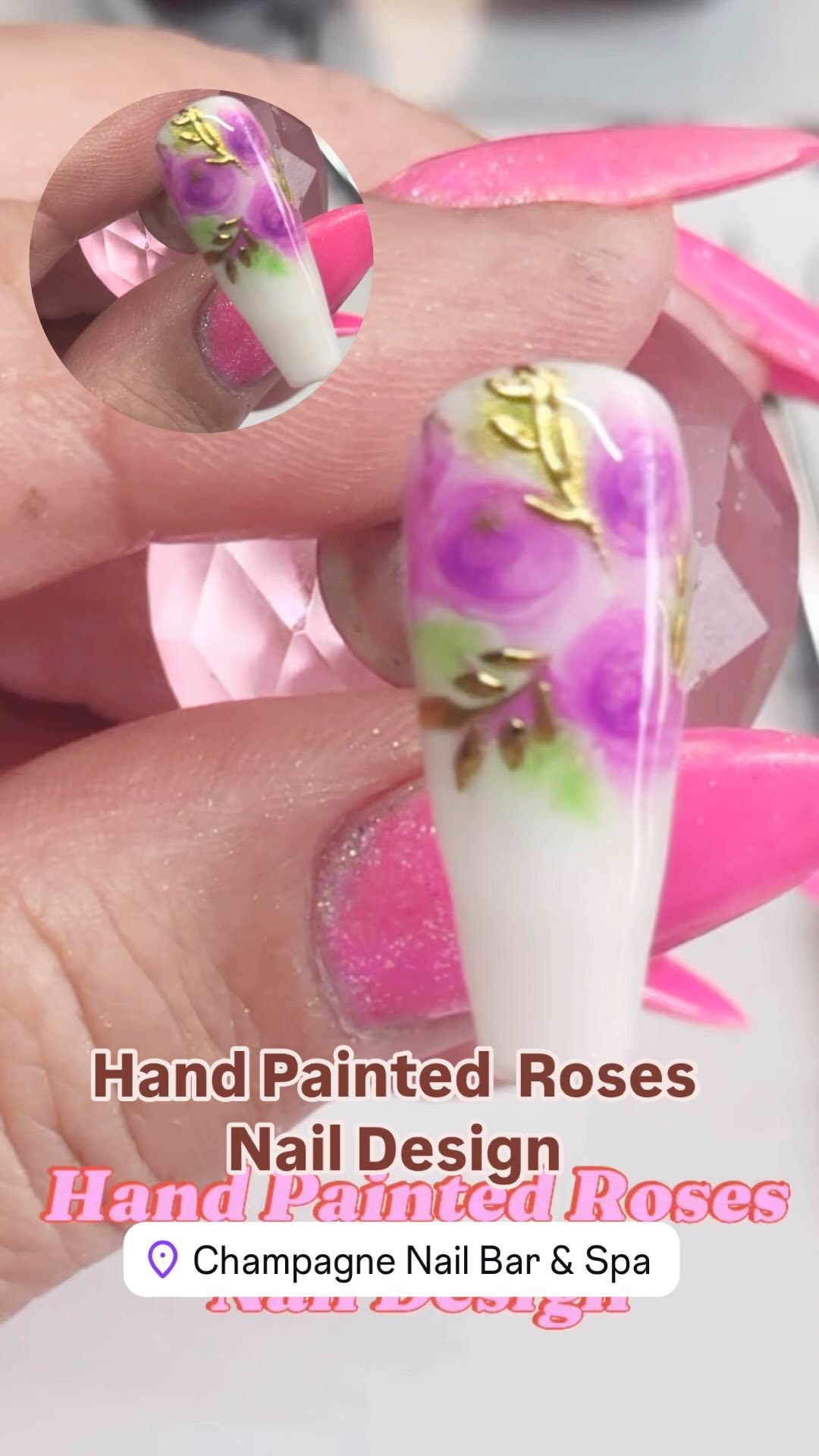 Nail Art hand painted Roses on White back ground complimented with gold chrome leaves. 🌺
.💅Nail art is not a trend, it’s a lifestyle💅
🌈 Treat yourself to a fabulous manicure right from the comfort of my at home professional nail studio! 💅✨ As a solo nail artist, I’m passionate about providing personalised attention and creativity to make your nails shine.
💖 Book Now: Comment LINK for nail studio services or visit my website www.champagnenailbarandspa.com
See you in the nail studio soon!
Kindest
Christina Rose🥀
.
.
.
#champagnenailsnz #customnails #rotoruanailsalon #rotoruanailartist #nailslove💅 #gelpolish #acrylicnailsrotorua #acrylicnailsrotorua #nailartist💅
