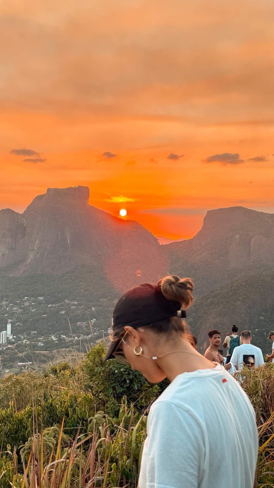A love letter to Rio. Next up Colombia! 🇨🇴 #riodejaneiro #brazil #travel #travelgram #sunset #carnaval #fypage #travelling