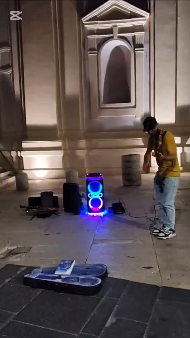 🎻 Un violino, una sera d’estate e il suono del mare…
A Capo Peloro anche una passeggiata diventa poesia.
🎻 A violin, a summer evening, the sound of the sea…
At Capo Peloro, even a simple walk turns into poetry.
.
.
📸 @VisitCapoPeloro | Exclusive use – ask before sharing
.
.
.
#CapoPeloro #VisitCapoPeloro #Ganzirri #GanzirriLake #Messina #VisitMessina #Sicily #VisitSicily #MediterraneanLife #SicilianLandscape #CapoPeloroRomantica #ArtistiDiStrada #torrefarovibes