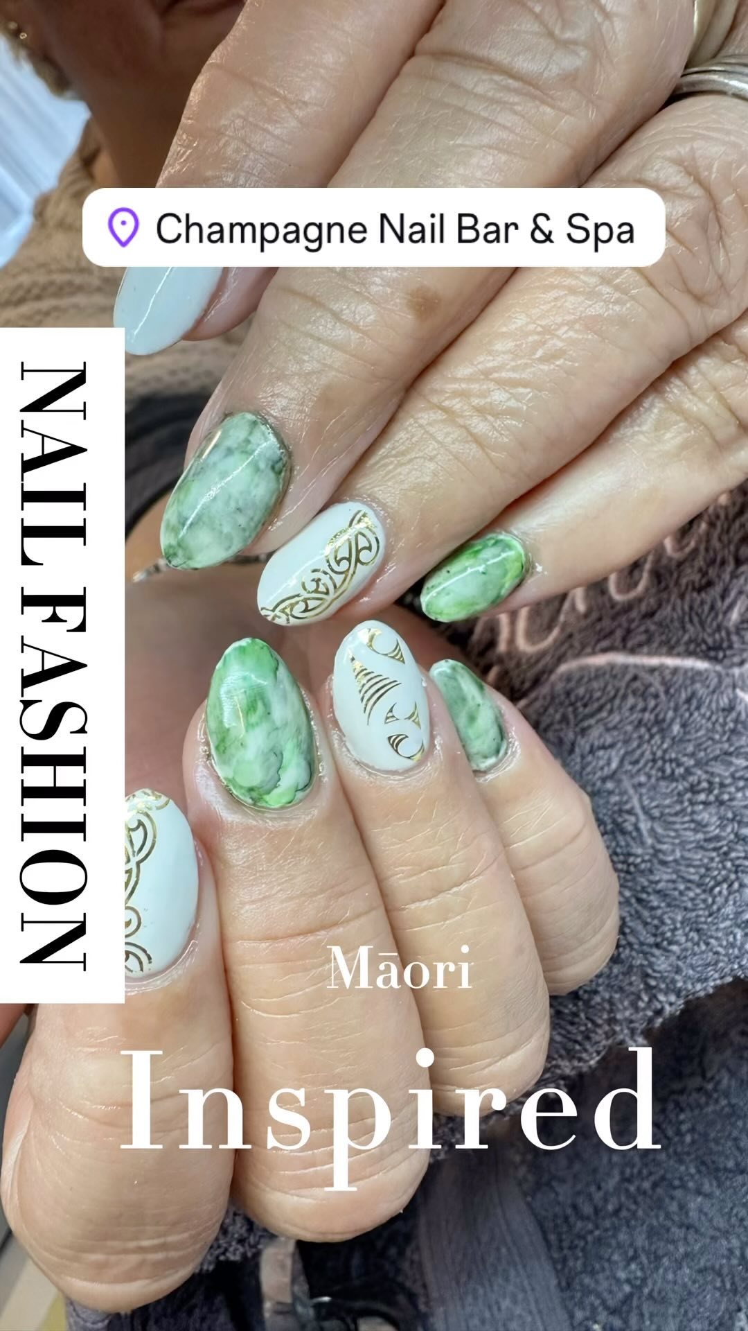 Māori design feature nails in this set💅, colour nail art inks applied to create a light coloured greenstone effect.
Māori gold images purchased from
@primimpropernails ❤️
Comment Link to book an appointment