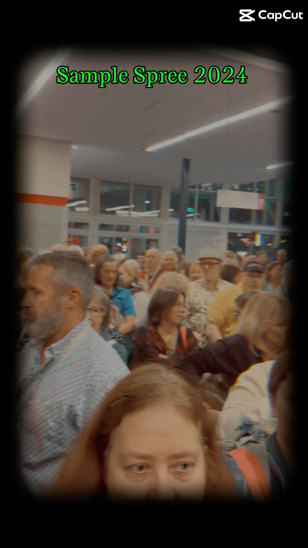 Craziest, most crowded Sample Spree EVA!
#crazyquilters #quiltmarket2024