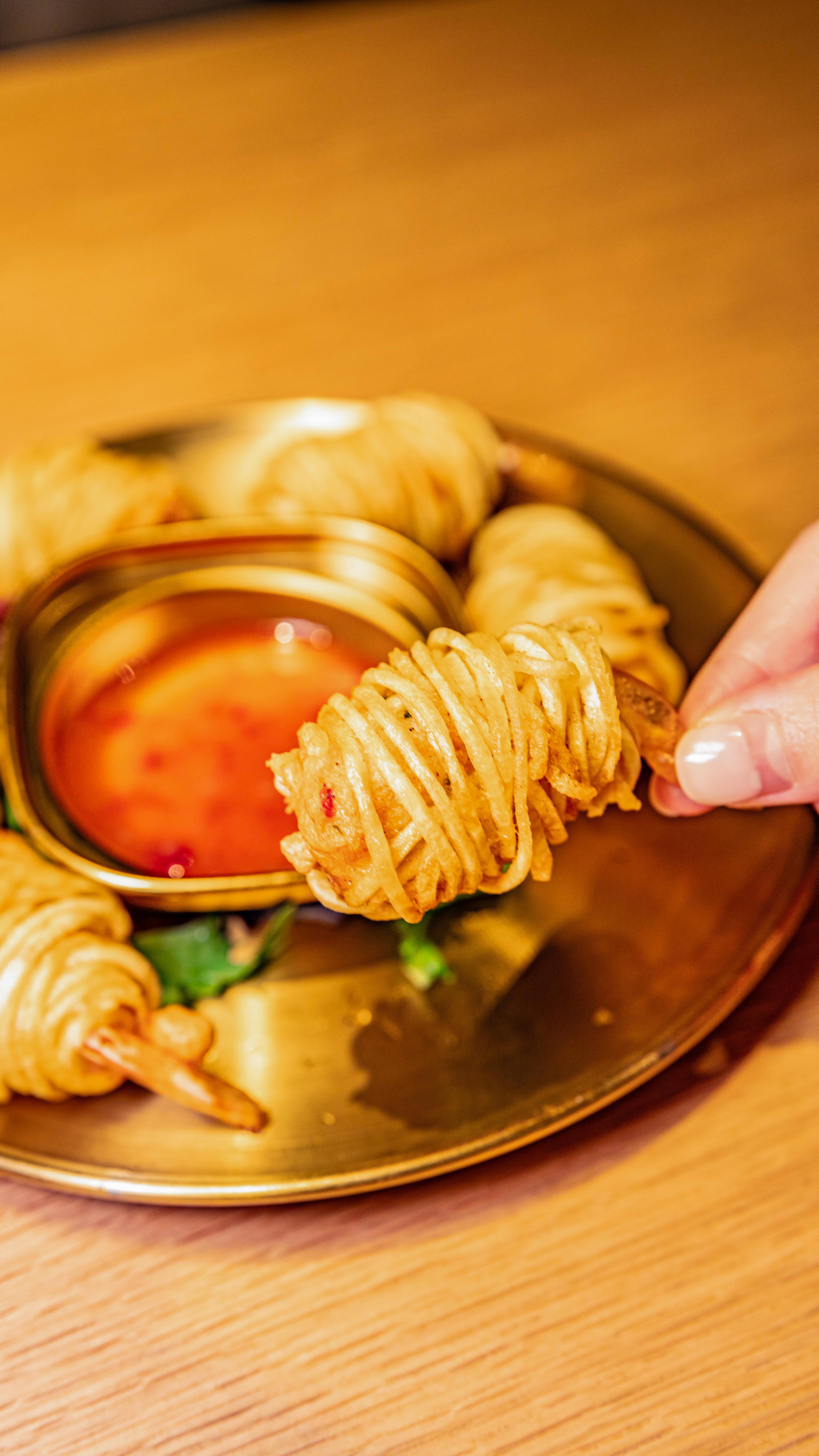 Juicy prawns wrapped in potato and fried to golden perfection , served with a side of sweet chili dipping sauce. It’s a crunch you can’t resist!
📍Market City Shopping Centre
Level 3 - Dining Precinct Shop
9-13 Hay Street. Haymarket. Sydney
📍 Lemon Grove Shopping Centre
427-441 Victoria Ave, Chatswood
#sydney #sydneyrestaurant #marketcity #sydneeats #sydneycbd #vietnamesecuisine #sydneyfoodies #vietnameserestaurant #sydneypho #sydneyfood #sydneydessert #sydneydesserts