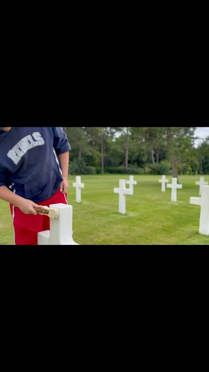 We will never forget their stories.
#wwii #wwiihistory #youthleadership #youthleadershipdevelopment #dday #ddaybeachesnormandy #noublionsjamaisleurhistoire #character #ethics #neverforgettheirstory #ddayleadership #ddayleadershipacademy