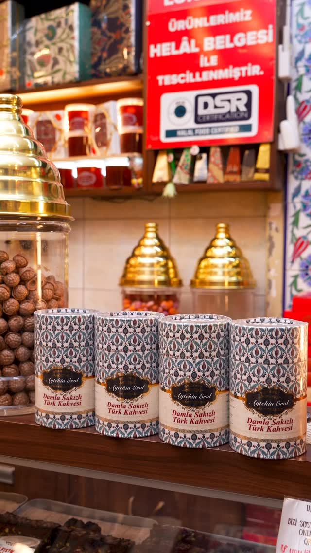 Şekerci Caferzade kahveleri arasından favoriniz hangisi? ☕️🌿
📍Üsküdar Merkez İmalat
📍Üsküdar Balıkçılar Çarşısı
📍Kadıköy Balıkçılar Çarşısı
#ŞekerciCaferzade #Üsküdar #Kadıköy