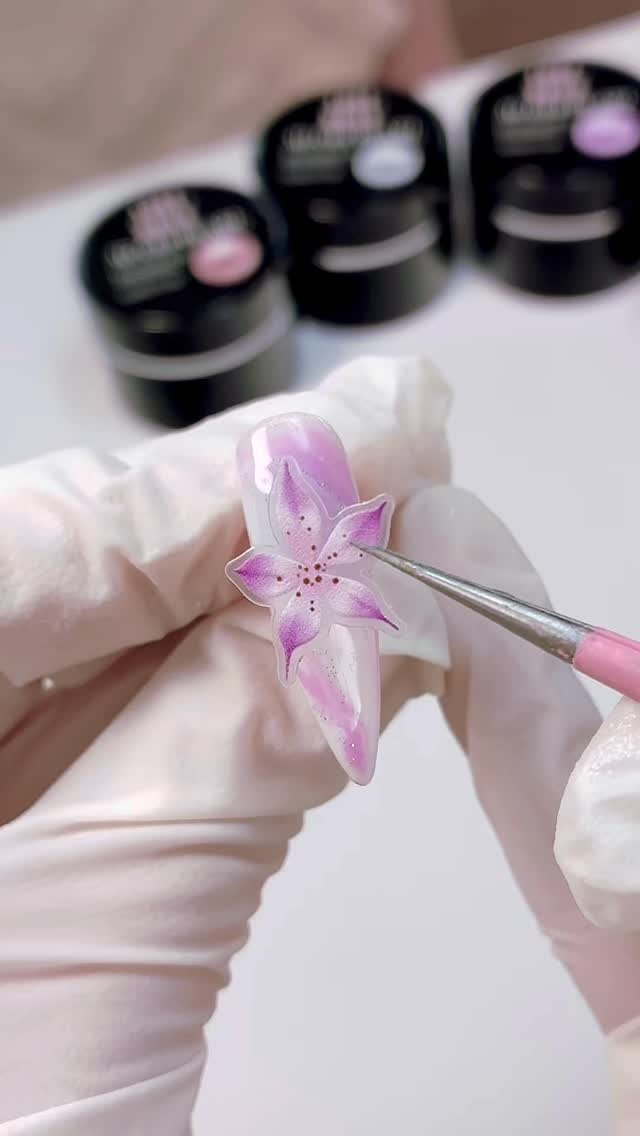 Easy way to do 3D flower with sticker
Shop on my bio🛍️
.
.
#melbournenails #nailsmelbourne #3dflowernails #nailart