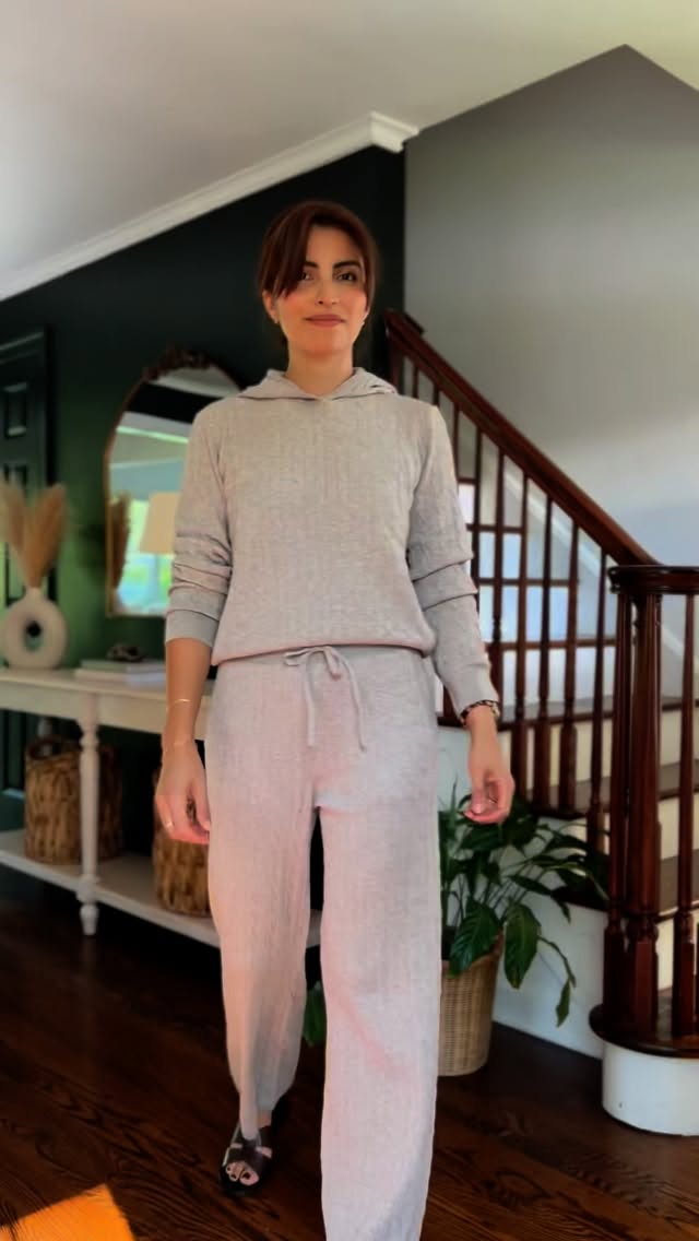 Cozy, polished, and ready for hot apple cider!
.
.
Comoda, sofisticada y lista para recibir el Otoño! #uniqlo #slowfashion #comfystyle