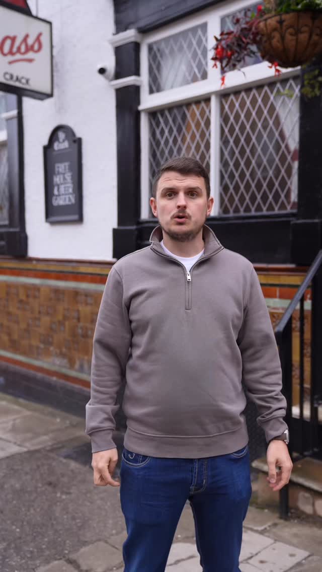 Come take a look at @yecracke newly renovated keeping its originality situated on Rice Street just off Hope street everyone’s welcome to visit! ❤️
Follow for part 2 where we talk trades 🙌🏻
.
.
.
#TheBeatles
#JohnLennon
#PaulMcCartney
#GeorgeHarrison
#RingoStarr
#BeatlesMusic
#BeatlesForever
#FabFourFriday
#ClassicRockVibes
#RockLegends
#BritishInvasionMusic
#AbbeyRoadAlbum
#ImagineJohnLennon
#LetItBeBeatles
#HeyJudeSong
#StrawberryFieldsForever
#LiverpoolMusicScene
#MusicHistoryLegends
#IconicBand
#BeatlesFansUnite