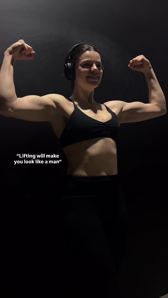 Still waiting to “look like a man” after all this lifting… any day now 💪🏼😂 Also…
… that’s kinda the goal. To get a big back as possible!
I want to be big and strong but it’s not that easy. Women don’t suddenly build huge biceps and heaps of muscle after lifting weights a couple of times.
This myth is exactly what keeps so many women from lifting, even though it’s one of the best things we can do for our health, strength and confidence.
People dedicate years to building serious muscle and genetically we just don’t build the same way men do.
Don’t let other people opinions hold you back! Let’s get as big back as possible together 💪🏼🤍
#allbodiesaregymbodies #bodyacceptance #gymgirl #mentalhealthmatters #socialmediavsreality #fitgirlthings#realbodies #gymmotivation