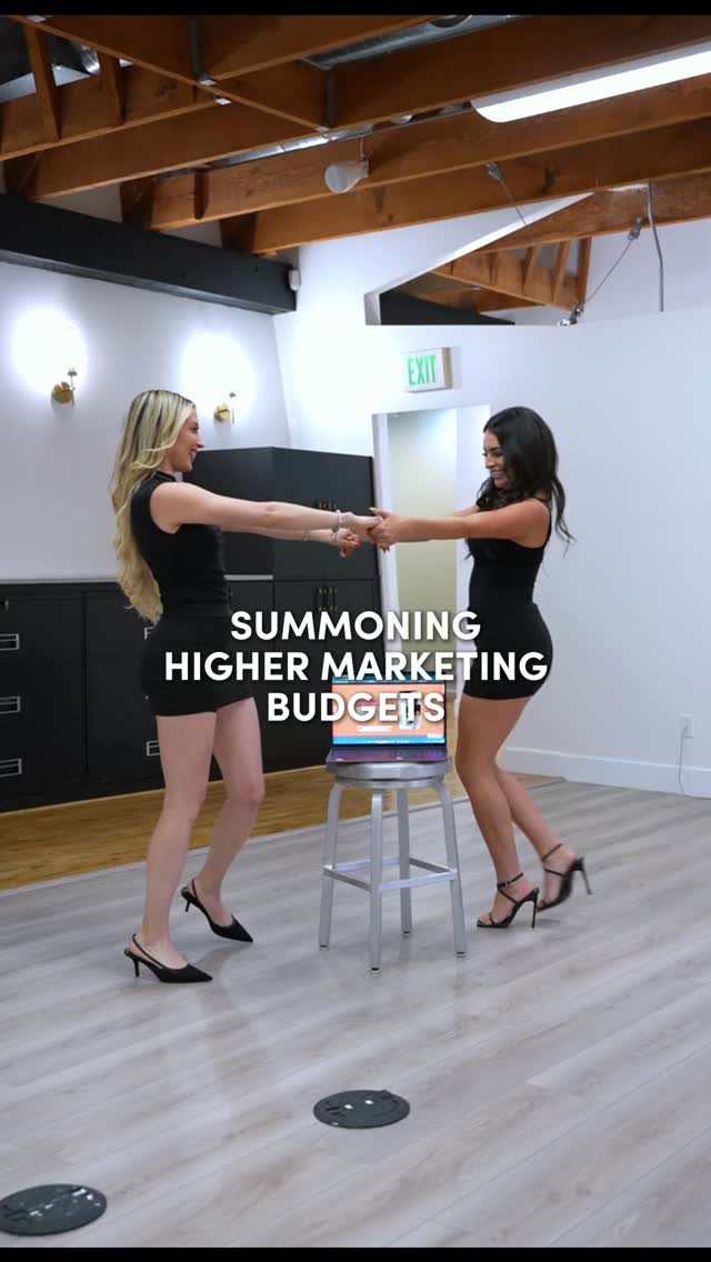 Manifesting bigger budgets and even bigger results... because great content deserves the investment. 😜💸 🧙♀️
#escuchalaspalabras #contentcreationagency #ocmarketingagency #lamarketingagency #marketingexperts