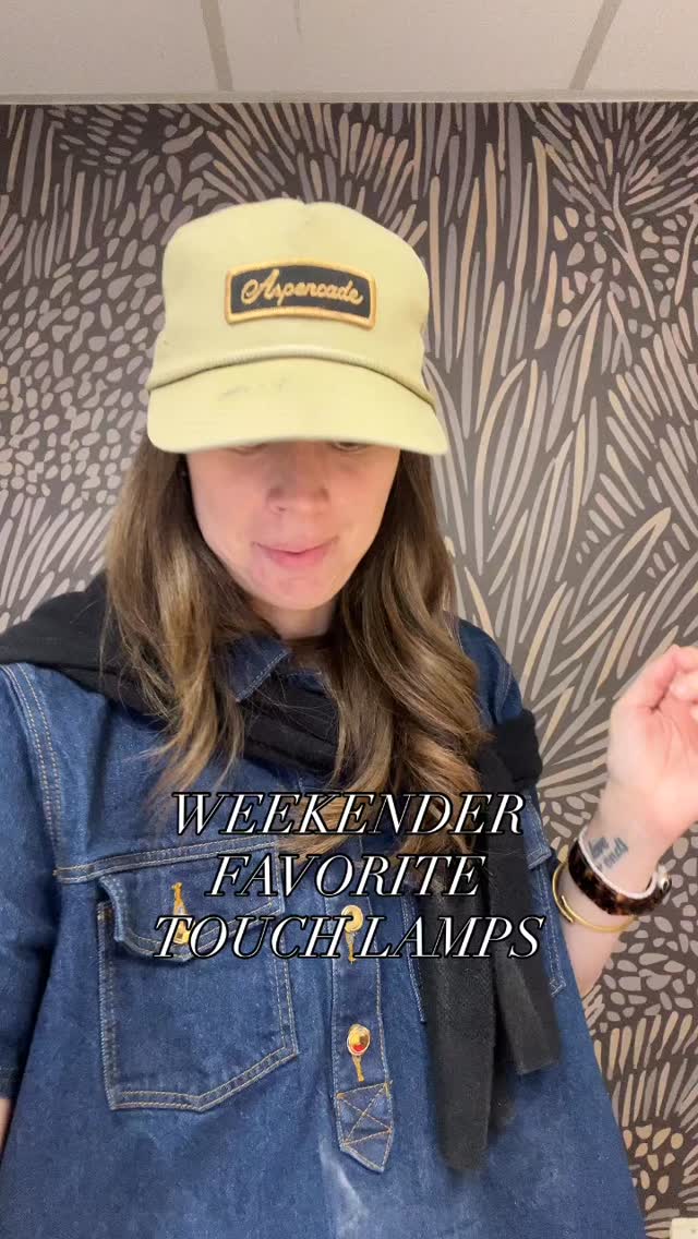 It's true! We love a good touch lamp! Here's a few of our personal favs!✨ 😌
.
.
What's your favorite touch lamp so far?