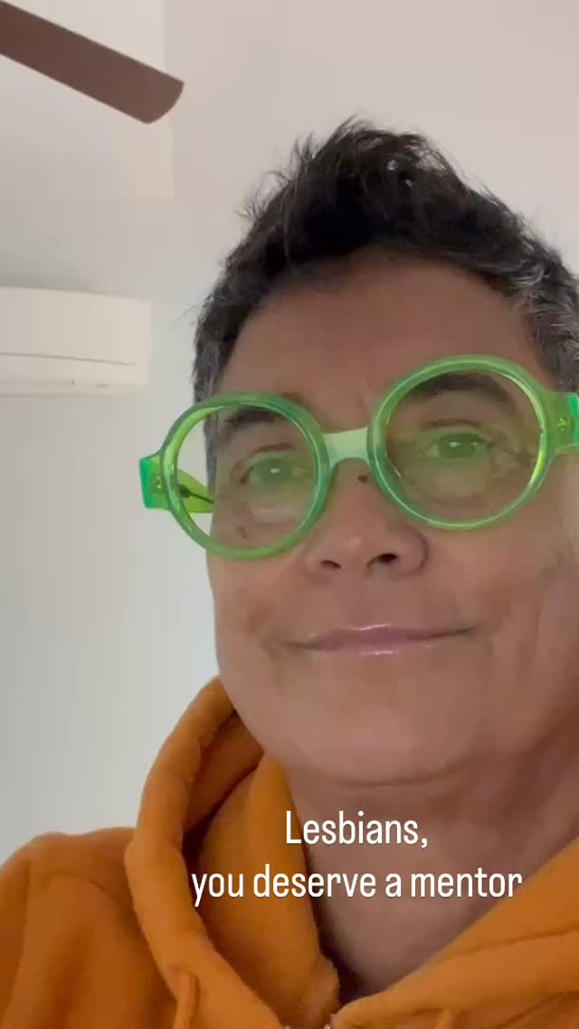 #lesbians #womenlovingwomen #lesbianrelationships #lesbiancouples #fulfillingrelationships #embodiedhealing #embodiedliving Check out how mentoring can be the things that helps you be, love and live the way you want to