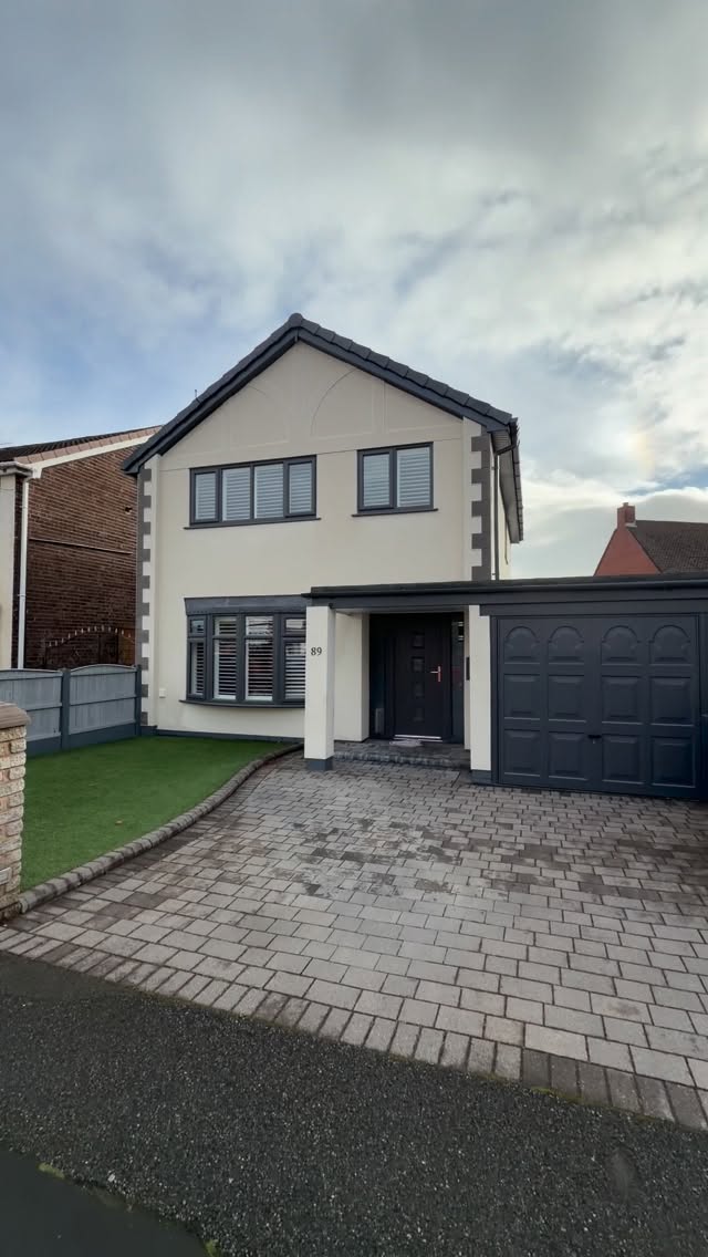 Beautiful home fitted with 76mm hardwood shutters with hidden/ silent tilt 🤩
Check out the detail in this Render some of the best I’ve seen that 😍
.
.
.
#blinds #shutters #windowtreatments #homedecor #interiordesign #homeimprovement #plantationshutters #rollerblinds #venetianblinds #romanblinds #homerenovation #homedesign #interiors #residential #windowcoverings #decor #interiordecorating #luxuryhomes #softfurnishings #homeinterior #Liverpool #Liverpoolblinds #Merseyside #ShuttersLiverpool #Blindsliverpool