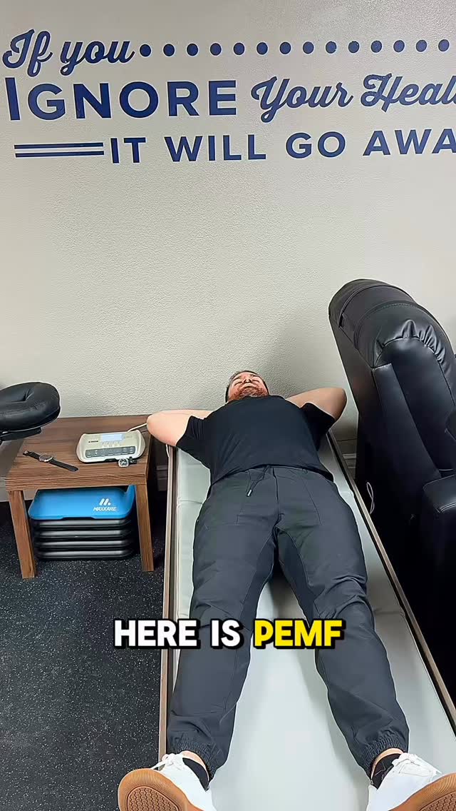 What is PEMF?
PEMF stands for Pulsed Electromagnetic Field therapy.
It’s a safe, non-invasive treatment that uses gentle magnetic energy to help your body heal and recharge at the cellular level.
Every cell in your body has an electrical charge — that’s how your muscles contract, nerves fire, and tissues repair. Over time, stress, injury, and even constant exposure to technology (like phones, Wi-Fi, and screens) can throw that charge off balance.
PEMF sends natural, low-frequency magnetic pulses through the body. These pulses “wake up” tired or damaged cells, helping them restore normal function, improve circulation, reduce inflammation, and boost recovery.
It’s like giving your cells a battery recharge — helping you heal faster, recover better, and feel more balanced overall.
#chiropractic #sportschiro #recovery #athlete #pemf