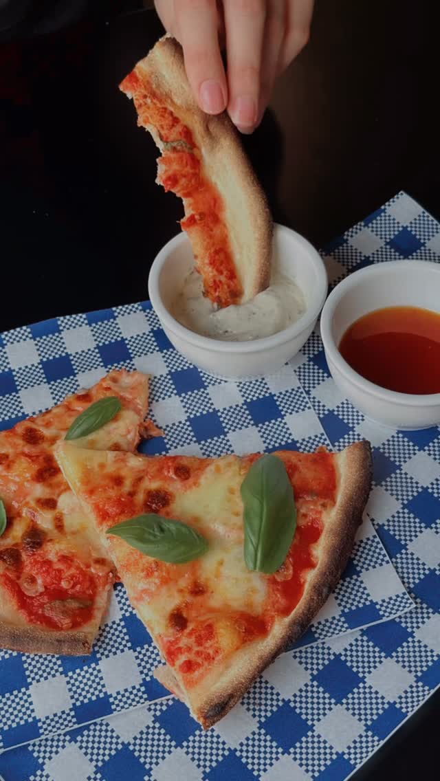 To dip? Or not to dip?
Have your tried our two dipping sauces? Check out the garlic and herb or Raffa’s hot honey sauce.