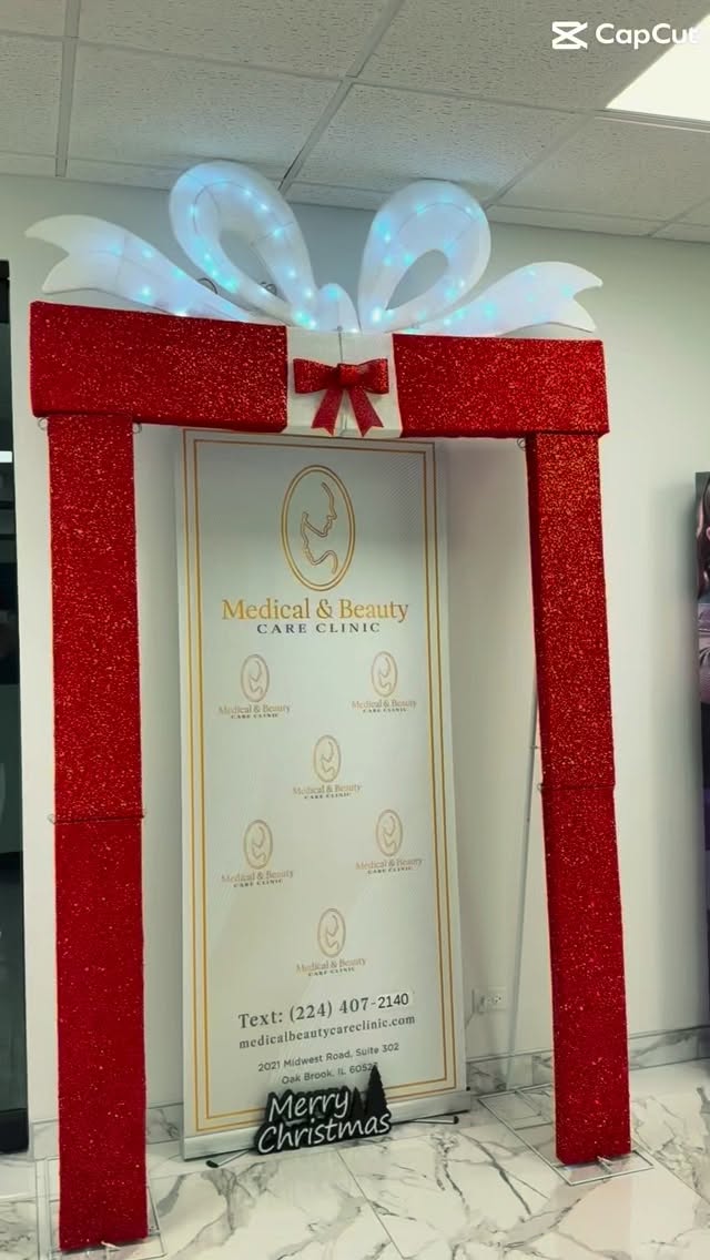 Holiday Glow Timeline โจ
If you want to look fresh for the holidays, hereโs the REAL timing you need:
โข Neurotoxins (Botox/Dysport/Xeomin/Daxxify):
Full final results take 2โ3 weeks.
โข Dermal Fillers:
They need 2 weeks to fully settle and look natural.
โข Chemical Peels:
Give yourself 7 days for your skin to calm, brighten, and look smooth.
โข Microneedling:
Peak glow hits around 72 hours, with continued improvement over the next week.
Translation?
Donโt wait. Book now so everything settles in time and youโre glowing by the first holiday party.
And if you want an instant boost while you waitโฆ
A facial is the perfect pre-holiday glow-up.
๐ Medical & Beauty Care Clinic, Oakbrook
๐ฒ Text to book: 224-407-2140