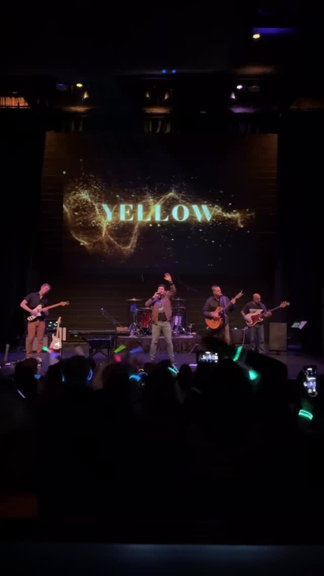 Happy Thanksgiving 🦃🍁🍽 to all the Coldplay fans out there. We are grateful for you and look forward to growing this project and to spreading more love and positivity ❤️ #thanksgiving #thankful #fans #coldplay #coldplayfans #bayarea #cover #music #coldplaycover #coldplaytribute #yellow