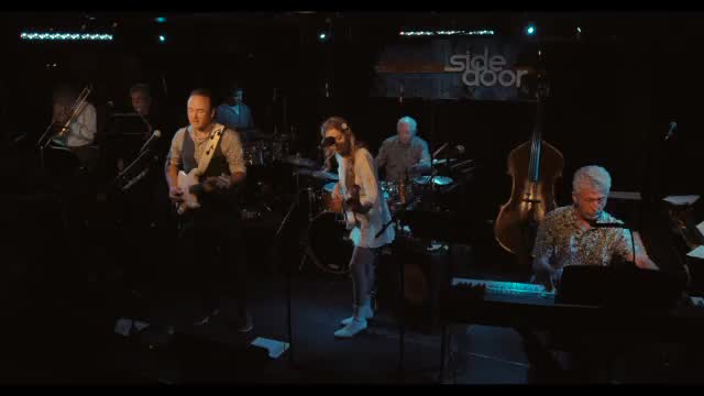 🎸 Hot Tonic Orchestra puts a Jeff Beck twist on a Beatles classic!
LIVE at the Palladium Side Door Jazz Club, Florida 2025.
➡️ Watch the full performance on our YouTube channel!
#HotTonic #JeffBeck #BeatlesCover #LiveJazz #JazzFusion #followusonyoutube