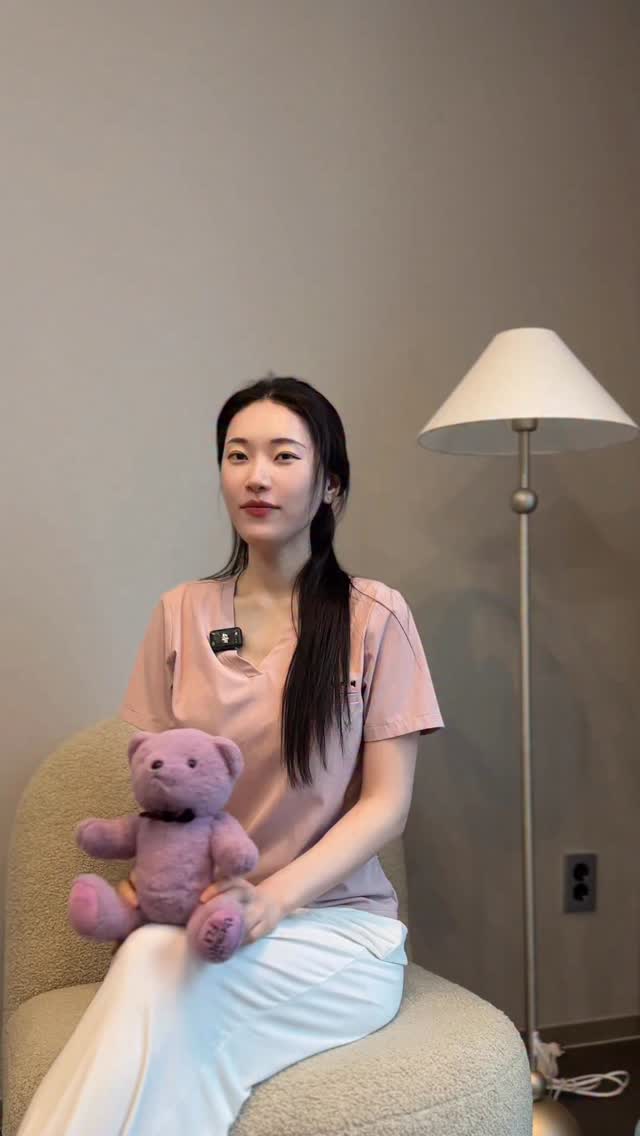 If you’re between 30 and 40, anti-aging isn’t about changing your face.
It’s about slowing fine lines, keeping skin firm, and aging well naturally.
These 4 treatments focus on prevention, collagen support, and skin quality.
Leave a comment “anti-aging” to learn more 🤍
Forena Clinic – Foreigner-Friendly Skin & Aesthetic Clinic in Seoul
📍 Address
7th Floor, 140 Yanghwa-ro, Mapo-gu, Seoul, South Korea
(5-minute walk from Hongdae Station Exit 9)
🌐 Website
www.forenaclinic.com
📱 Social Media
• Facebook: @forenaclinic
• TikTok: @forenaclinic
• Instagram: @forenaclinic
• Youtube: @forenaclinic
#koreanskincare#koreanskinclinic #forenaclinic #hongdae #skincare #korean#glassskin #travelkorea #seoulskinclinic #skinclinic#rejuran #exosome#ultherapyprime #thermageflx #juvelook