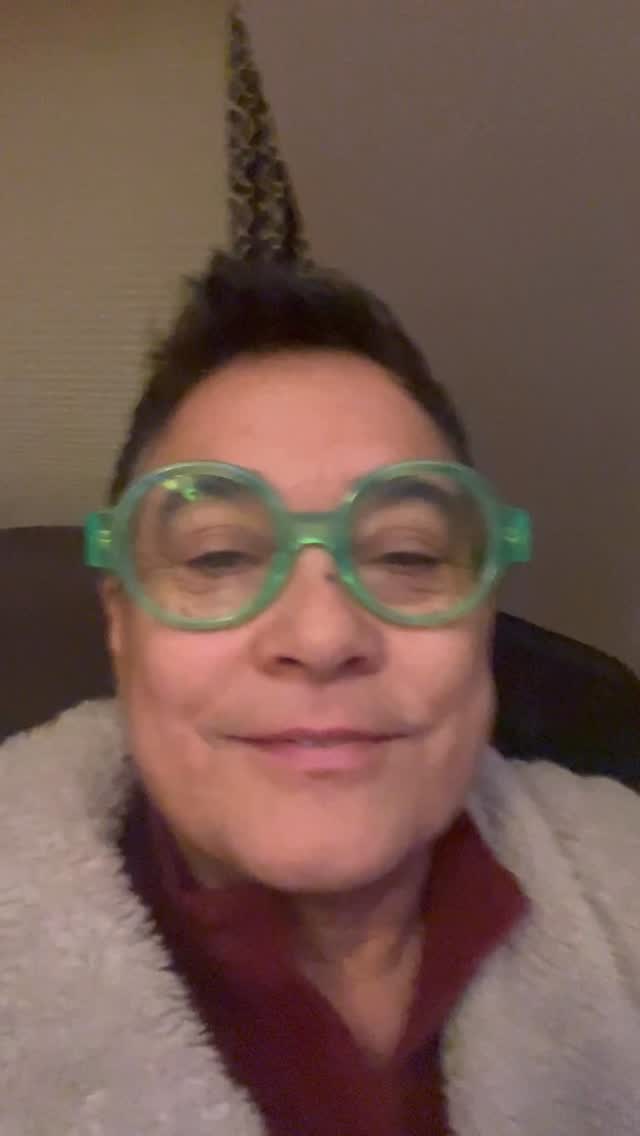 LS@rrmentors.com
5 spots left for this winter
#embodiedrelationships #rrmentors #relationshiprevolutionmentoring #somaticonnection #womenlovingwomen