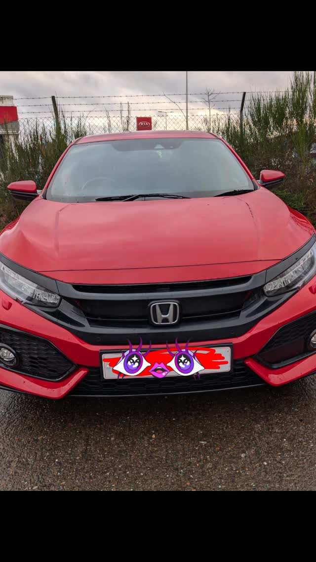 One careless reverse at speed by a random.
4 weeks of bodywork
1 week of sensor resets
1 holiday abroad (including desperate passport dash on return to get to hire car centre before closure)
2 hire cars total
Our baby is back in time for Christmas all shiny and good to go🎄 🎄 🎄 🎄
Yaasssss!
#carrepairs