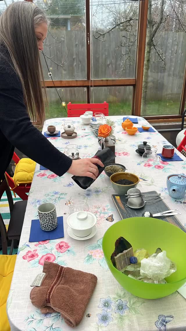 Last weekend we had our “Sensing Tea” class with Andrea of The Jasmine Pearl Tea Co. It was an intimate and lovely afternoon spent taking the time to slow down and really embrace the tea meditation experience. Held at @greenhousegatheringspdx , we couldn’t have asked for a better place! ✨🫖
Thank you to all who joined!