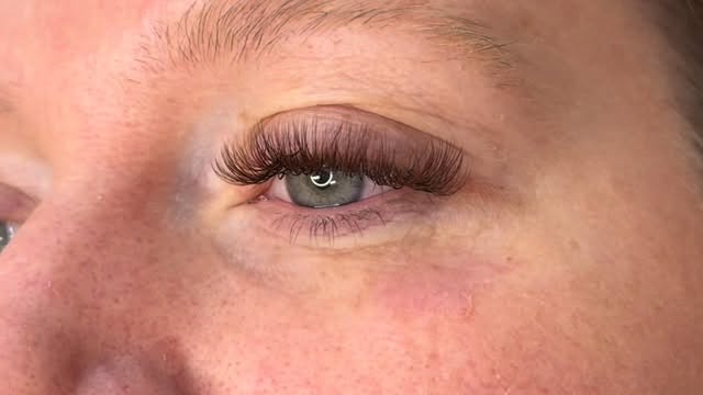 A moment for a full set of MOCHA brown lashes ๐ซถ๐ผ๐๐ผ