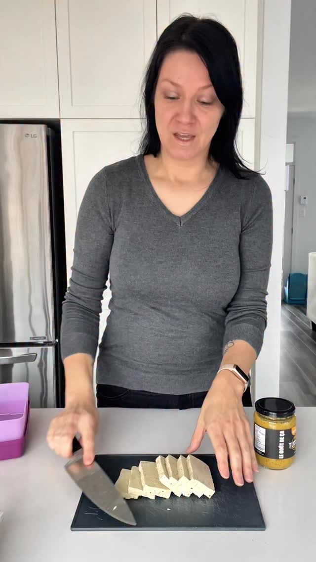 Les marinades Le Goût de Ça vous simplifient la vie : moins de temps en cuisine, plus de saveurs dans votre assiette. 🌶️🔥
Quelques cuillères suffisent pour transformer vos plats et leur donner un goût riche, authentique et inoubliable.
Mhhh… Le Goût de Ça. ❤️
#legoutdeca #seasonings