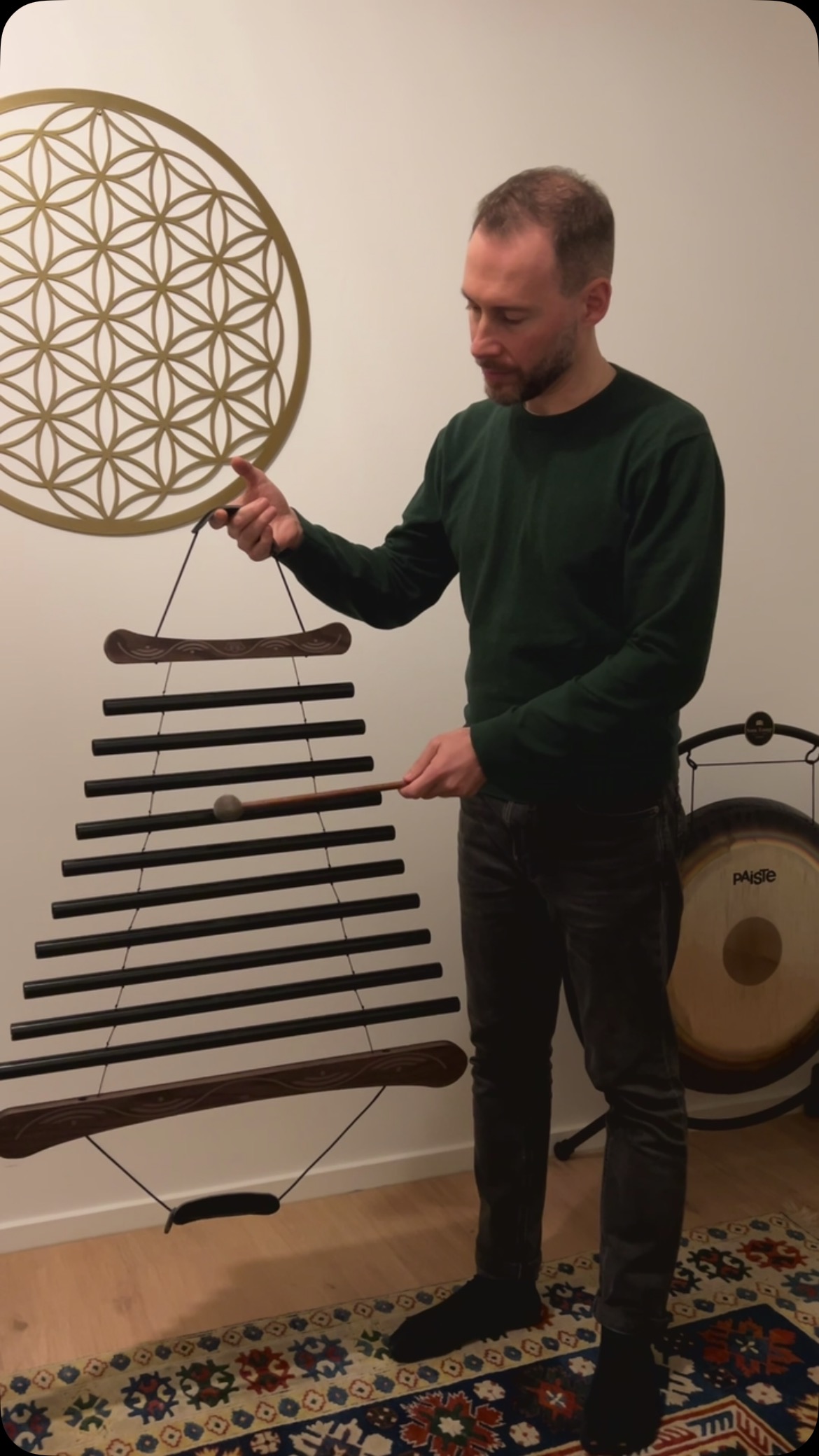 Mijn nieuwste aanwinst: de Flow Chimes 🎶
Heerlijke ontspannen klanken waar je direct door meegenomen wordt.
Een idyllische ervaring om bij weg te dromen✨
Ik kan niet wachten om deze te gaan gebruiken.
Ieder klankbad is anders. Met steeds verschillende instrumenten, tonen en frequenties krijg je precies wat je nodig hebt op dat moment.
Kom de Flow Chimes zelf beluisteren op mijn Sound bath event op 14 Dec bij @thrive_yoga_amsterdam Studio IJburg in Amsterdam.
Boek nu snel jouw plekje via de link in de bio.
#FlowChimes #SoundHealing #SoundBath #SoundJourney