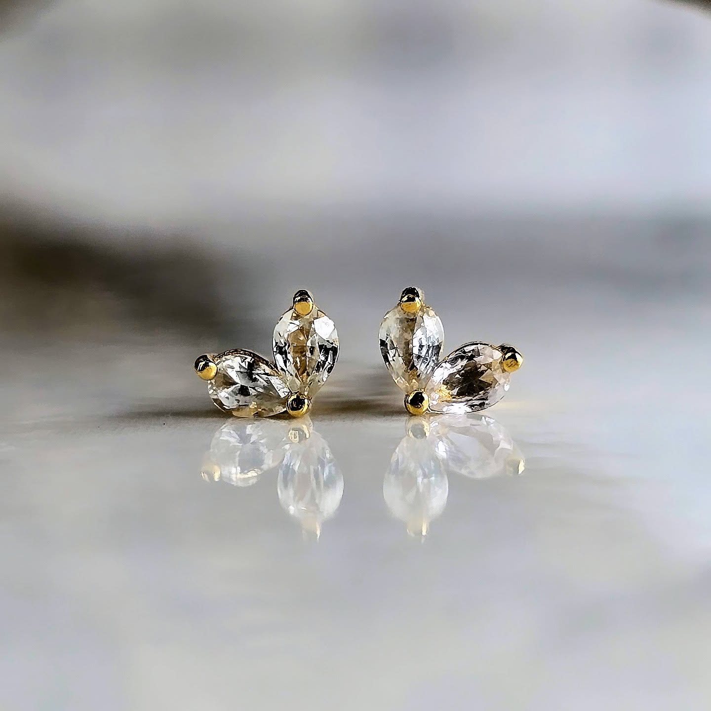 Dainty, simple, and sweet baby sized gold studs with fine quality sapphires. These earrings bring a minimalist casual luxury vibe to your ears.
Find these and more, @ www.josannemark.com
#josannemark #finejewelry #studearrings #caribbeaninspired #handmadejewelry