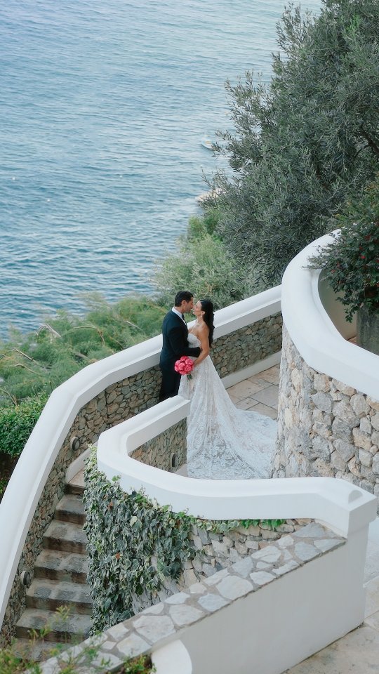 ✨ I FEEL LOVE!!! Iconic 4 days wedding surrounded by the infinite beauty of the Amalfi Coast. With their touch of glamour, Katherine & Brock gave us a true Italian dream.
All wonderfully planned by the amazing team of @the_amalfi_experience
.
Wedding planner: @the_amalfi_experience
Photographer: @joannedunnphoto
Video: @gioderosavideographer
Venue: @borgosantandreaamalfi
Florist: @amalficoastflorist
Hair&Mua: @alessandromancinostudios
Bride dress: @moniquelhuillierbride @moniquelhuillier
See more works⬇️
https://www.gioderosavideographer.com/
.
.
#weddingfilm #wedding #weddingvideo #amalficoastwedding2025 #amalficoastwedding2025 #wedding2025 #weddingbride2026 #wedding2026 #weddingvideo2026 #weddinginspiration #weddingvideographer