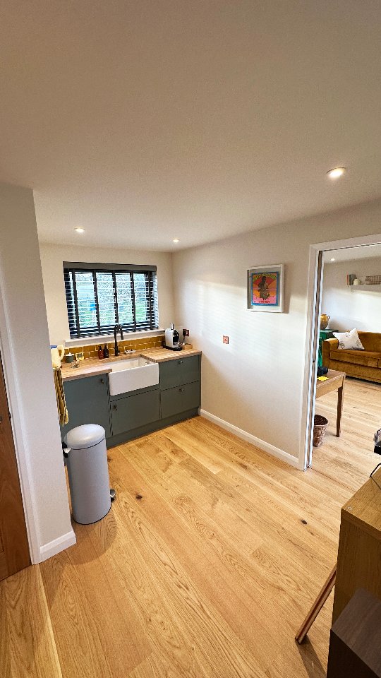 Sunday interior inspo! 😍 🎨☕️
We love the interior finish of this 30sqm L shaped garden room we built.
Get in touch today and let us bring your vision to life!
info@readgardenrooms.co.uk
07846 872621
#readgardenrooms #GardenRoom #gardenbuilding #annexe #homeoffice #HomeGym #homebar #homeimprovement #norfolk #northnorfolk #Suffolk #cedral