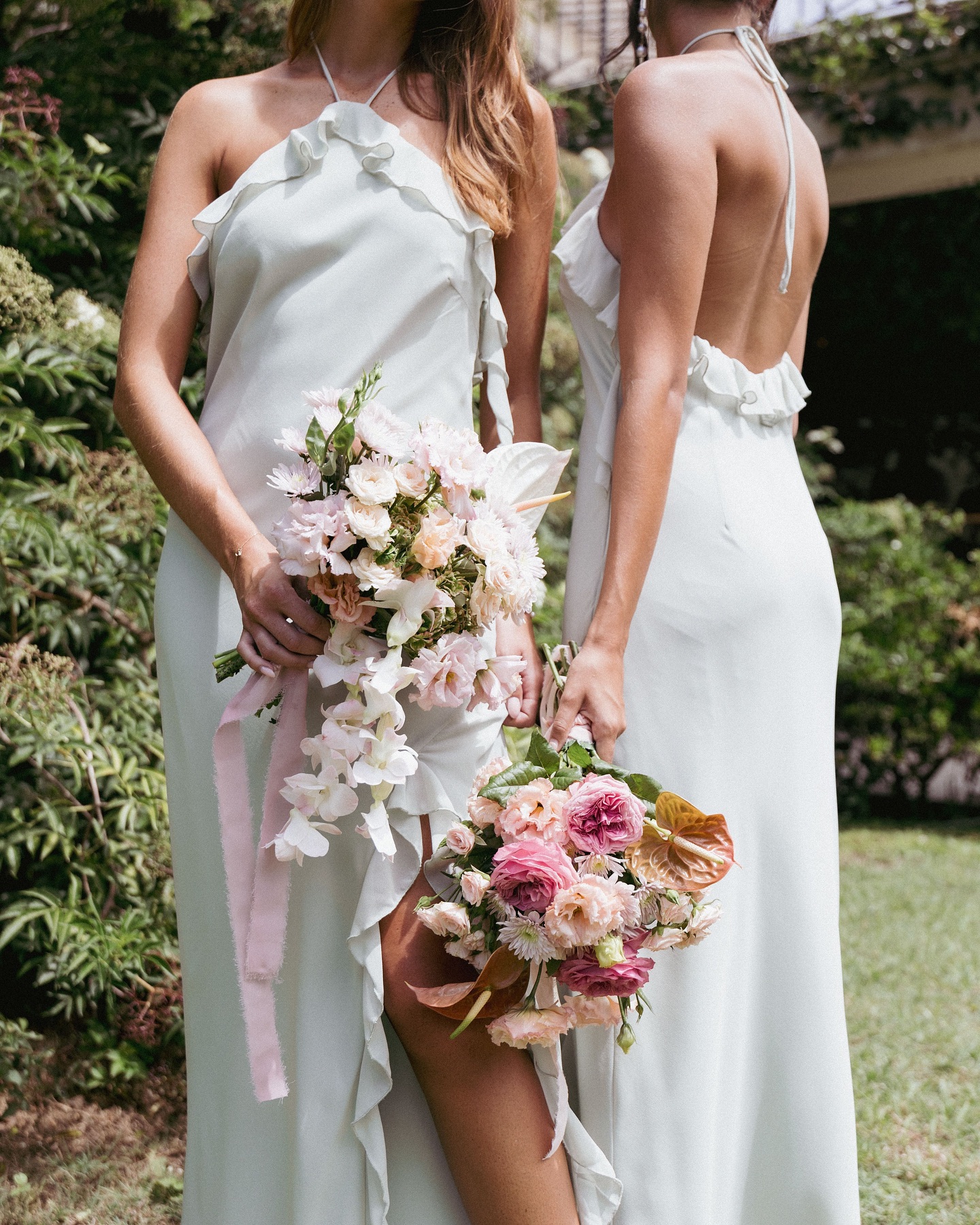 The most gorgeous shoot @sarabahestate for Petal & Pup’s new Modern Romance collection 💘🎀🕊️
We can’t wait to share some BTS moments of the gorgeous scenery we had as a backdrop when putting together these florals