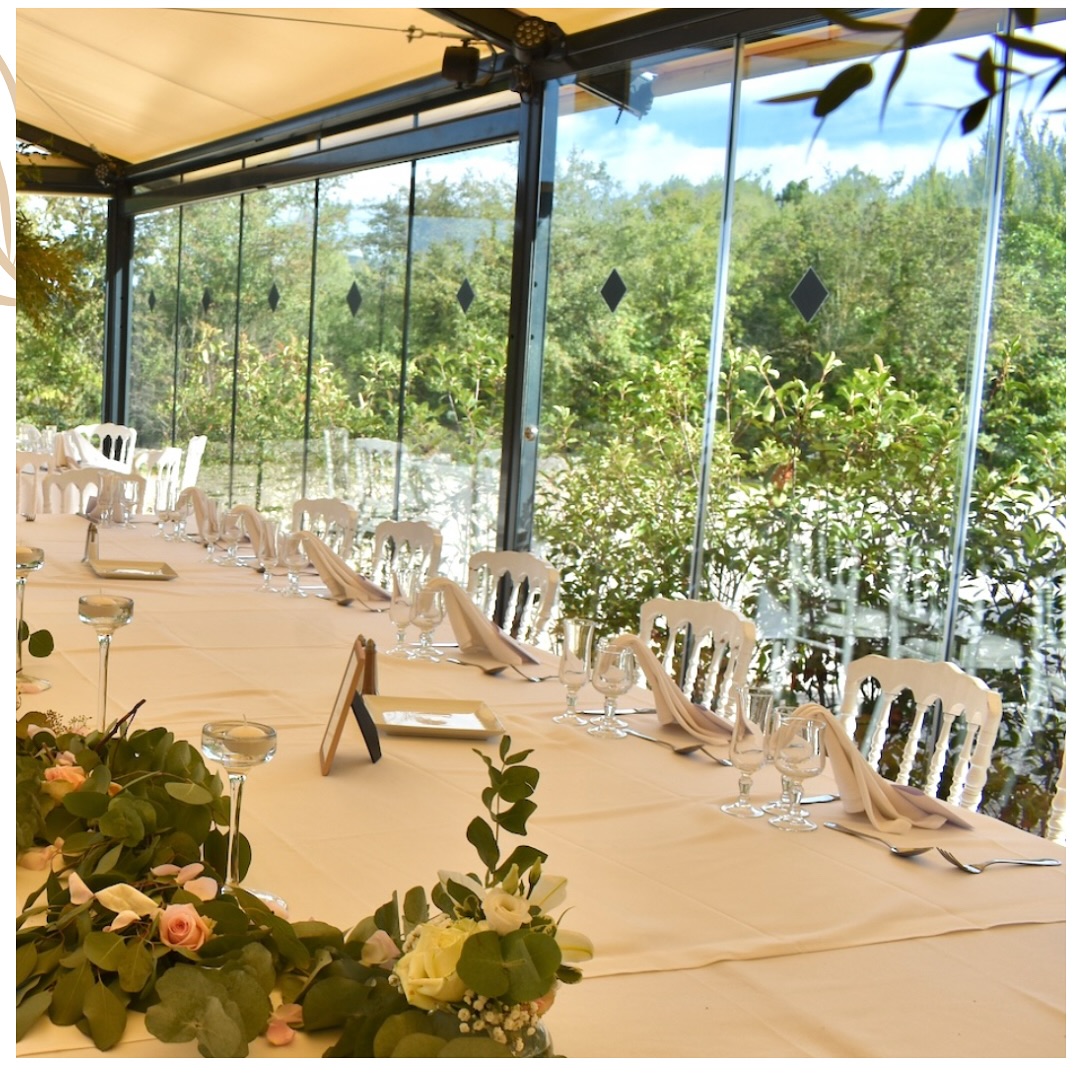 ✨ Un cadre raffiné pour un repas mémorable... ✨
Laissez-vous séduire par l’élégance de notre table de mariage, chaque détail étant soigneusement pensé pour sublimer votre grand jour. 🍽️
📩 Réservez dès maintenant :
https://www.receptioncotejardin.fr/contact
📞 Par téléphone ou DM : 04.42.18.00.00
#ChateauDeNans #TableDeMariage #MariageDeRêve #ReceptionCoteJardin #DecorationDeTable #MariageChic #AmbianceRomantique #CélébrationEnProvence #ProvenceMariage #ReceptionDeRêve #InspirationMariage #CélébrationDeLAmour #MariageÉlégant #JourMagique #DomaineDeMariage