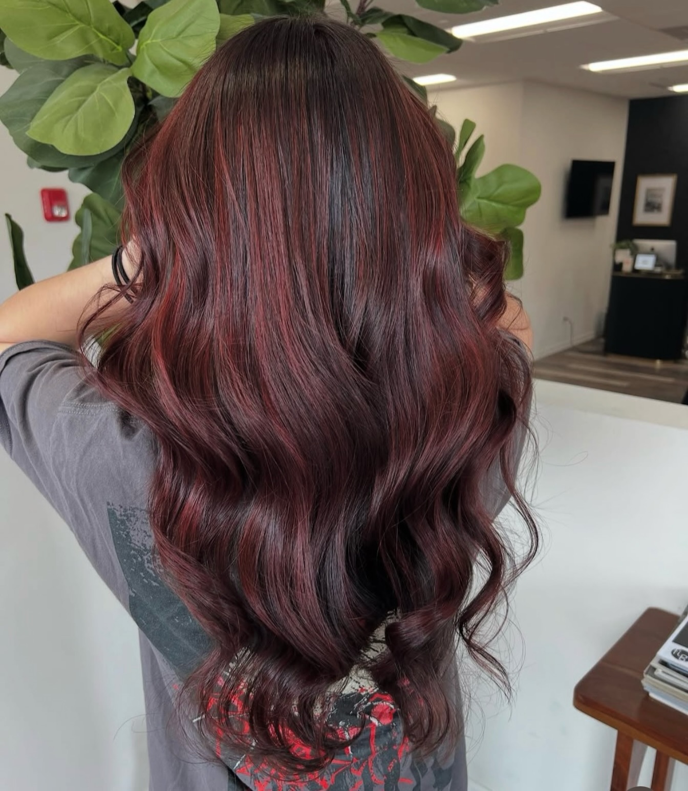 Chocolate covered strawberry š @hair.by.julianna š