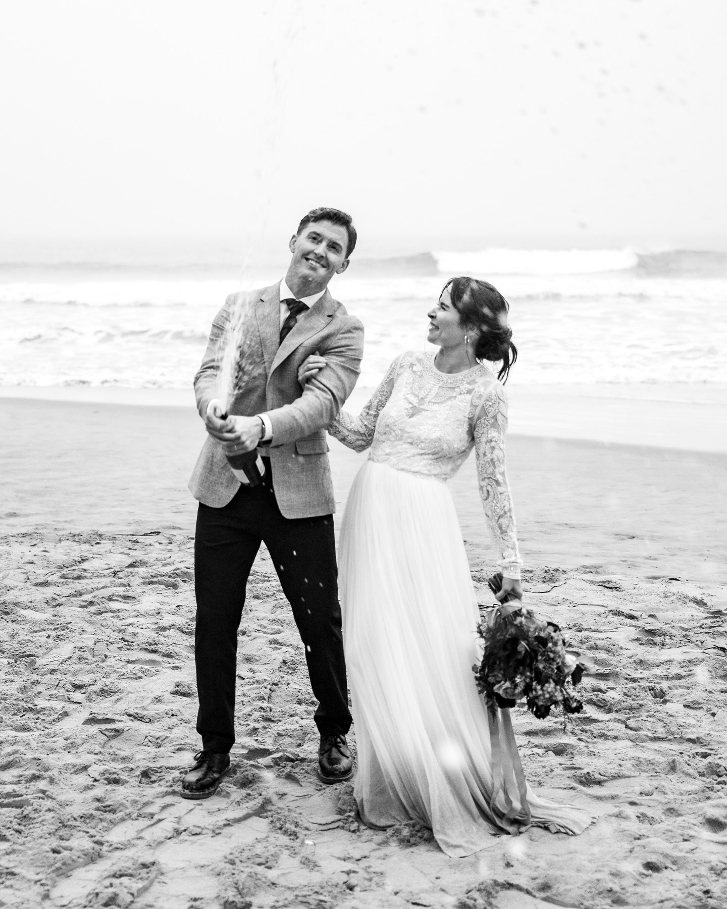 I'd love to do some more beach shoots! But for now I'd settle for some bubble sprays!
Photographer @onemoment.uk
Shot at @captureloveworkshop
Hosted by @litphotographyni
Shoots lead by @jogreenfieldthephotographer and @belleartphotography
Assisted by @missmediaphotography and @filmmakerjo
Hair by @hairbyvickimitchell
Flowers by @tortraits_floral_design
Ceremony by @johnfoleycelebrant
Makeup by @alxmakeupni
Cake by @angelcakebakery
Couples @_sallydillon / @gordy_dillon